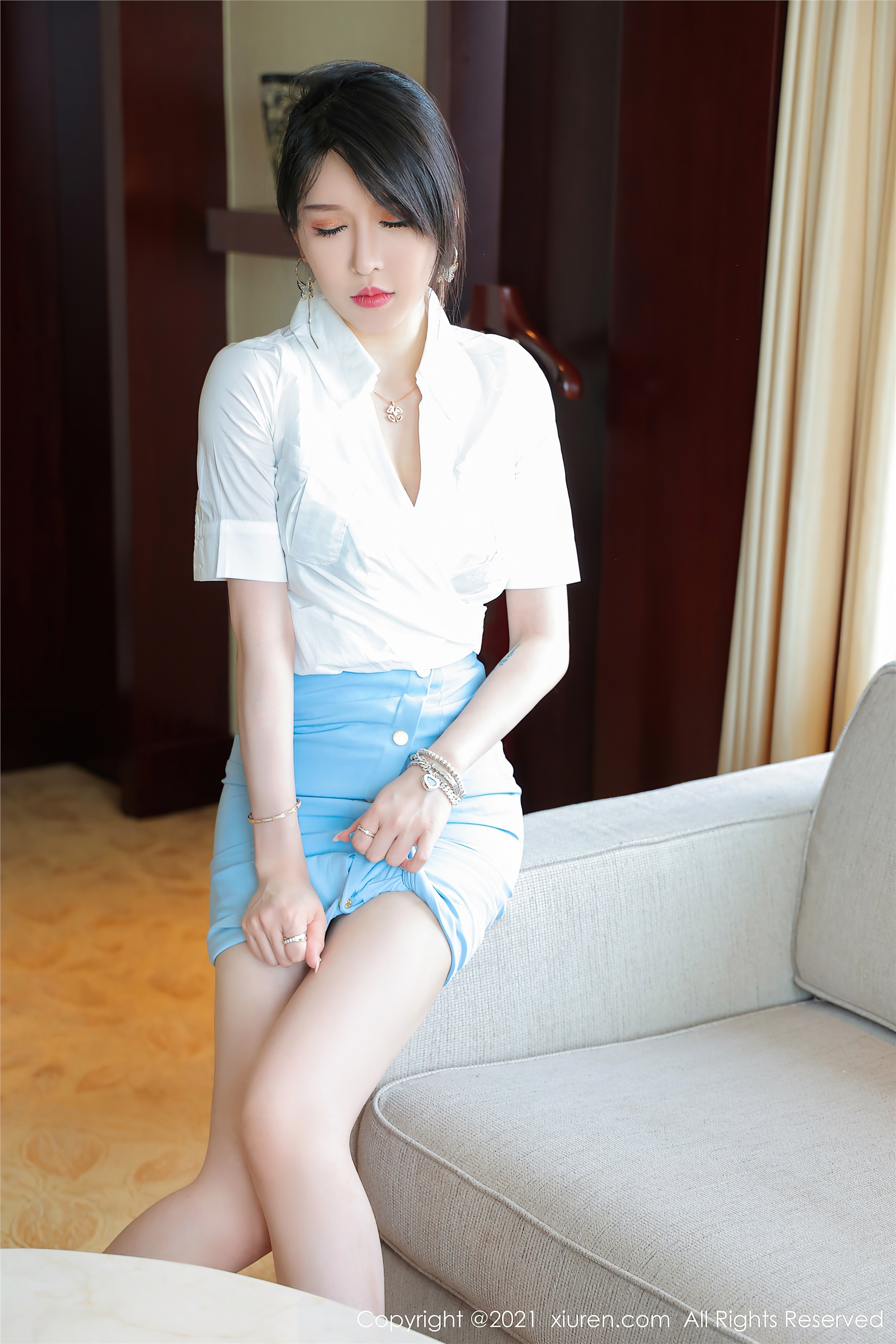 XIUREN秀人网 2021.08.18 No.3812 玉兔miki